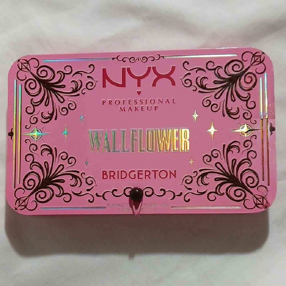 NYX Wallflower Bridgerton Palette in Pink